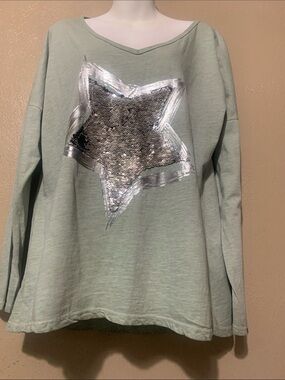 Made in Italy Mint Green Sequin Star Long-Sleeve Top